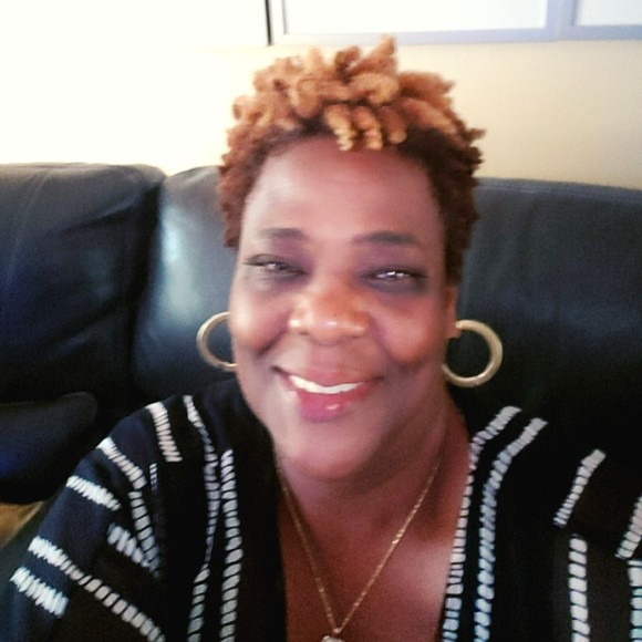 Meet your Posher, Pamela - Picture 1 of 1